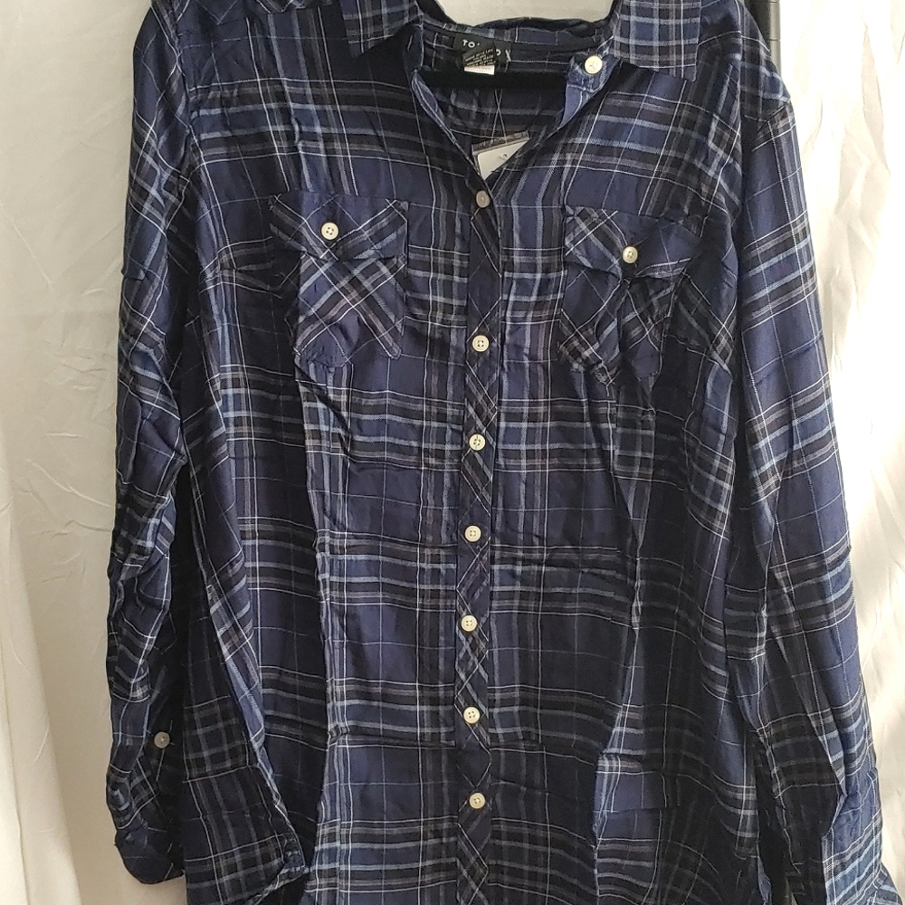 Torrid size 2 Plaid button down Shirt size 2 NWT